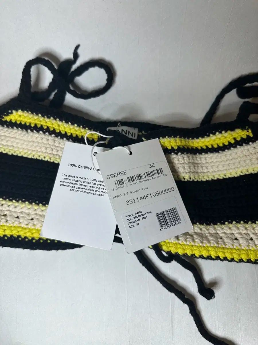 イェロー ビキニ