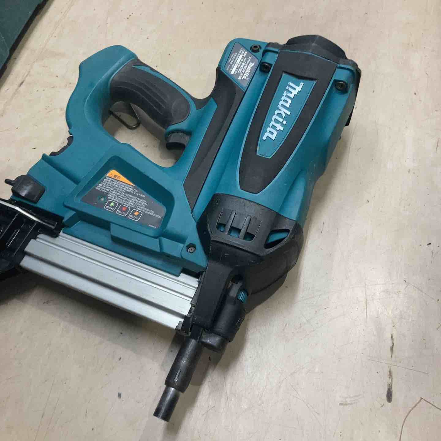 マキタ makita コードレスコンクリート用ガスピン打ち機 GN420C 町田店 BRIGHTFACE_UK