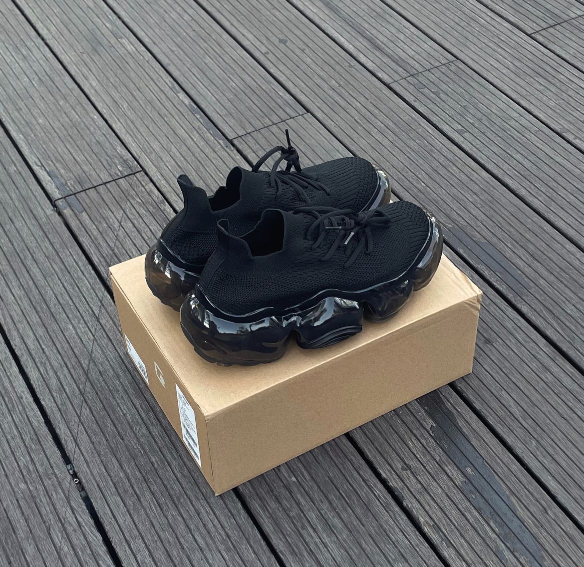 Grounds BLACK BLACK スポーツシューズ レディース き