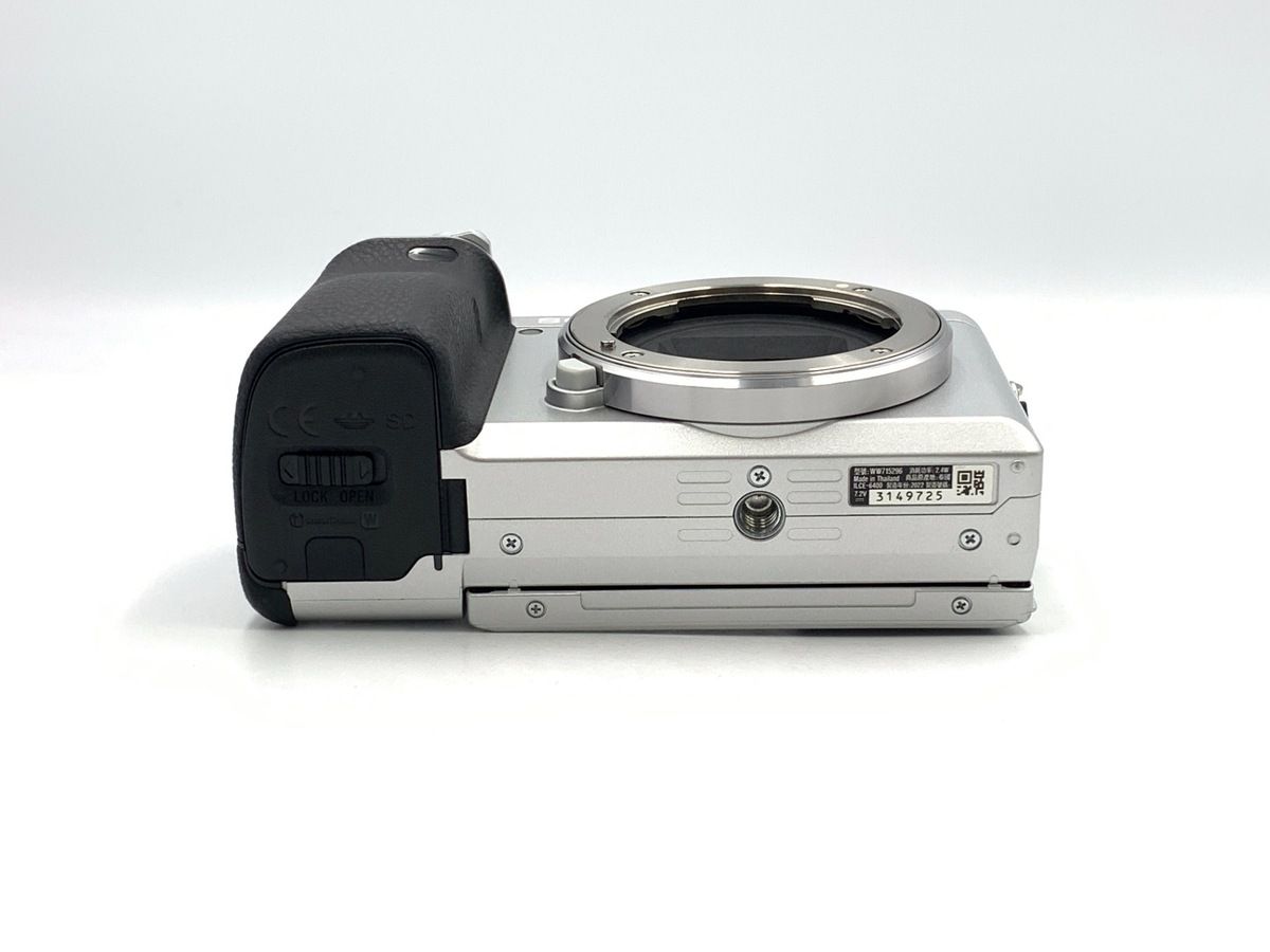◇SONY α6400 ILCE-6400Y(S) ダブルズームレンズキット 【公式通販】