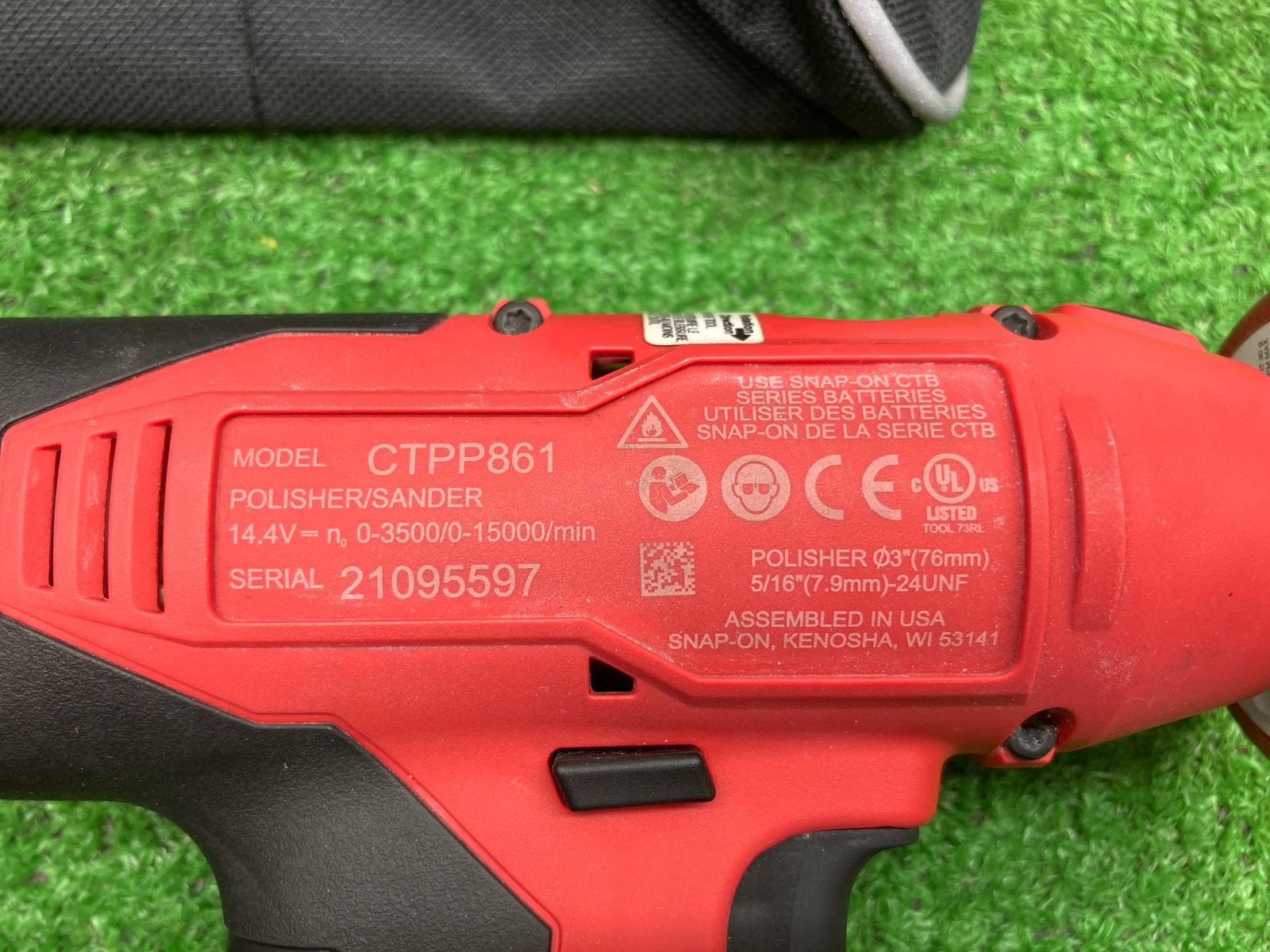 スナップオン　CTPP861　マイクロ　ポリッシャー　バッテリー２個 スナップオンCTPP861マイクロポリッシャーバッテリー2個