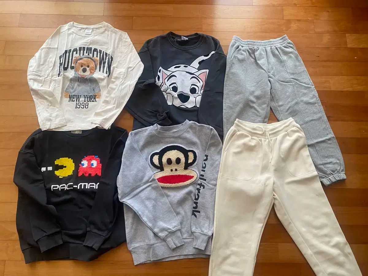 【セール，新作】 キッズ トレーナー Tシャツ スウェットシャツ ズボン まとめ売り Tシャツ