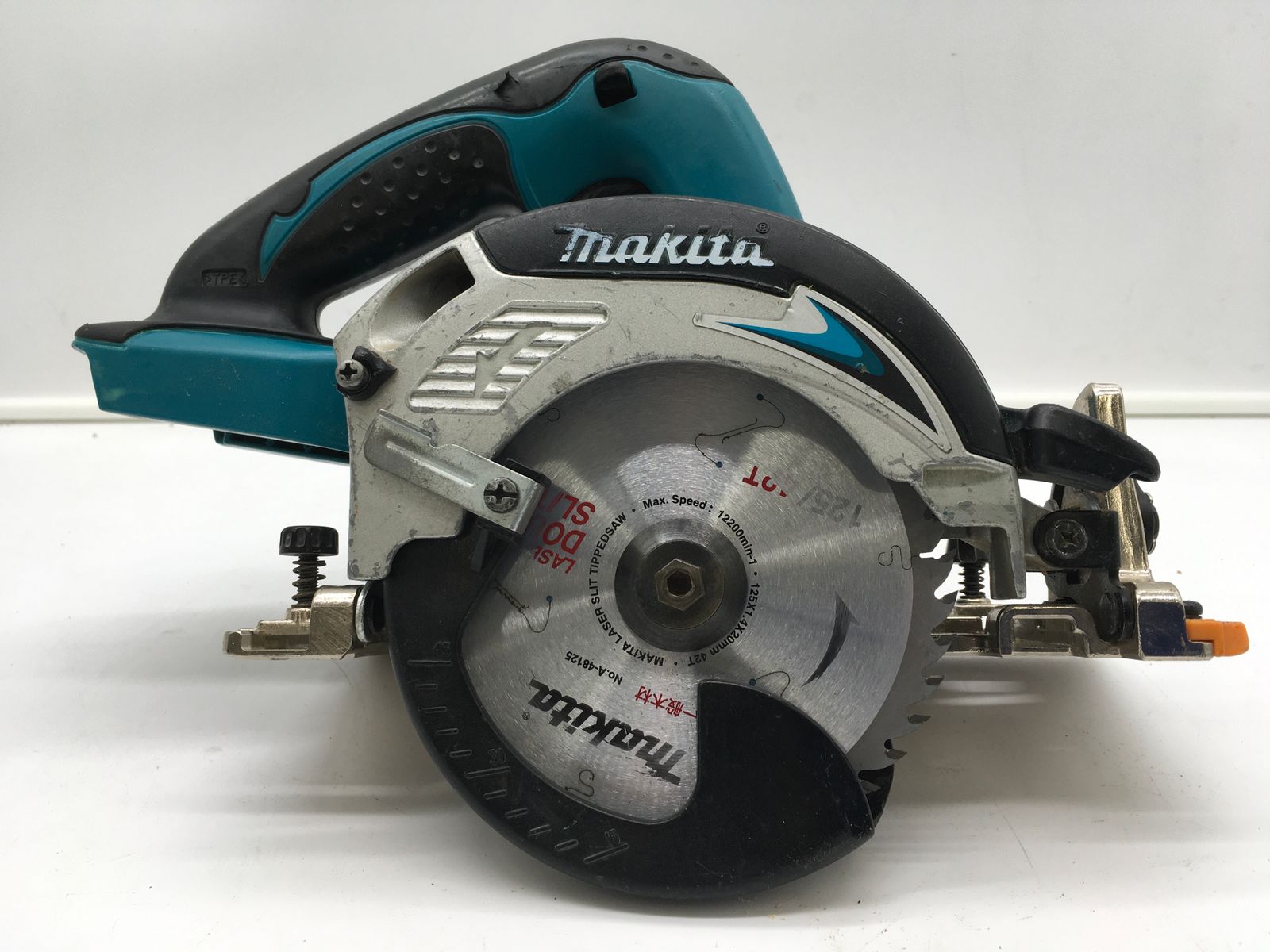 エコツール豊田インター店】Makita/マキタ 14.4v充電式丸ノコ SS540DZ