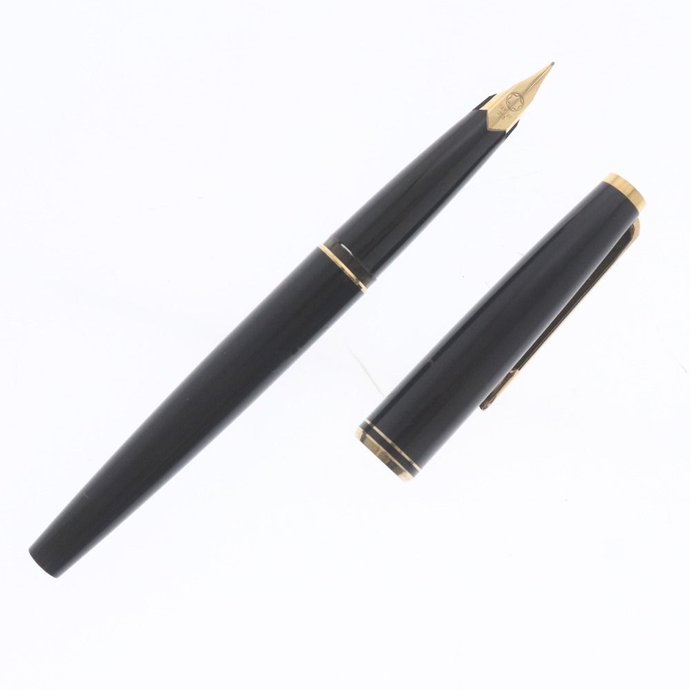 MONT BLANC 万年筆 14ｋ/ct 585 箱　取り扱い説明書付き MONT BLANC 万年筆 14k/ct 585 箱 取り扱い説明書付き MONT BLANC