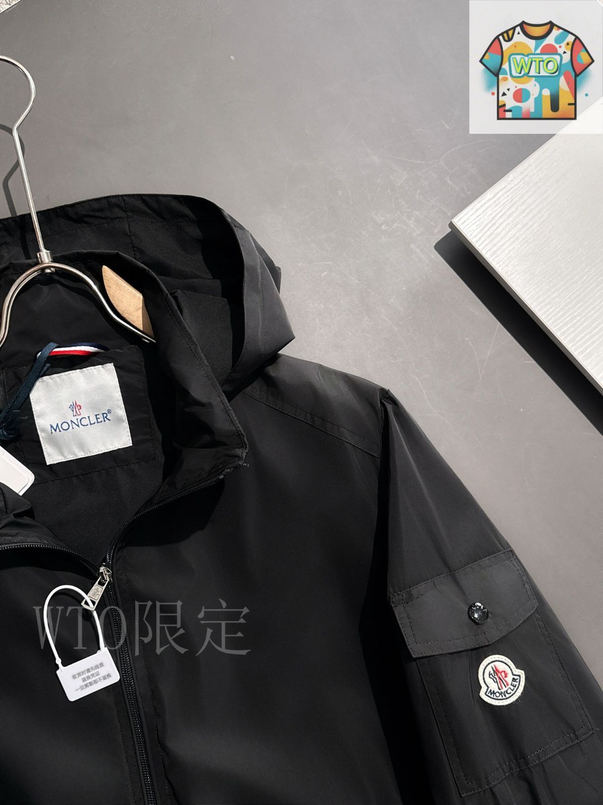 MONCLER☆25SS キルティングパッドミックス フード ジャケット MONCLER☆25SS キルティングパッドミックス フード ジャケット