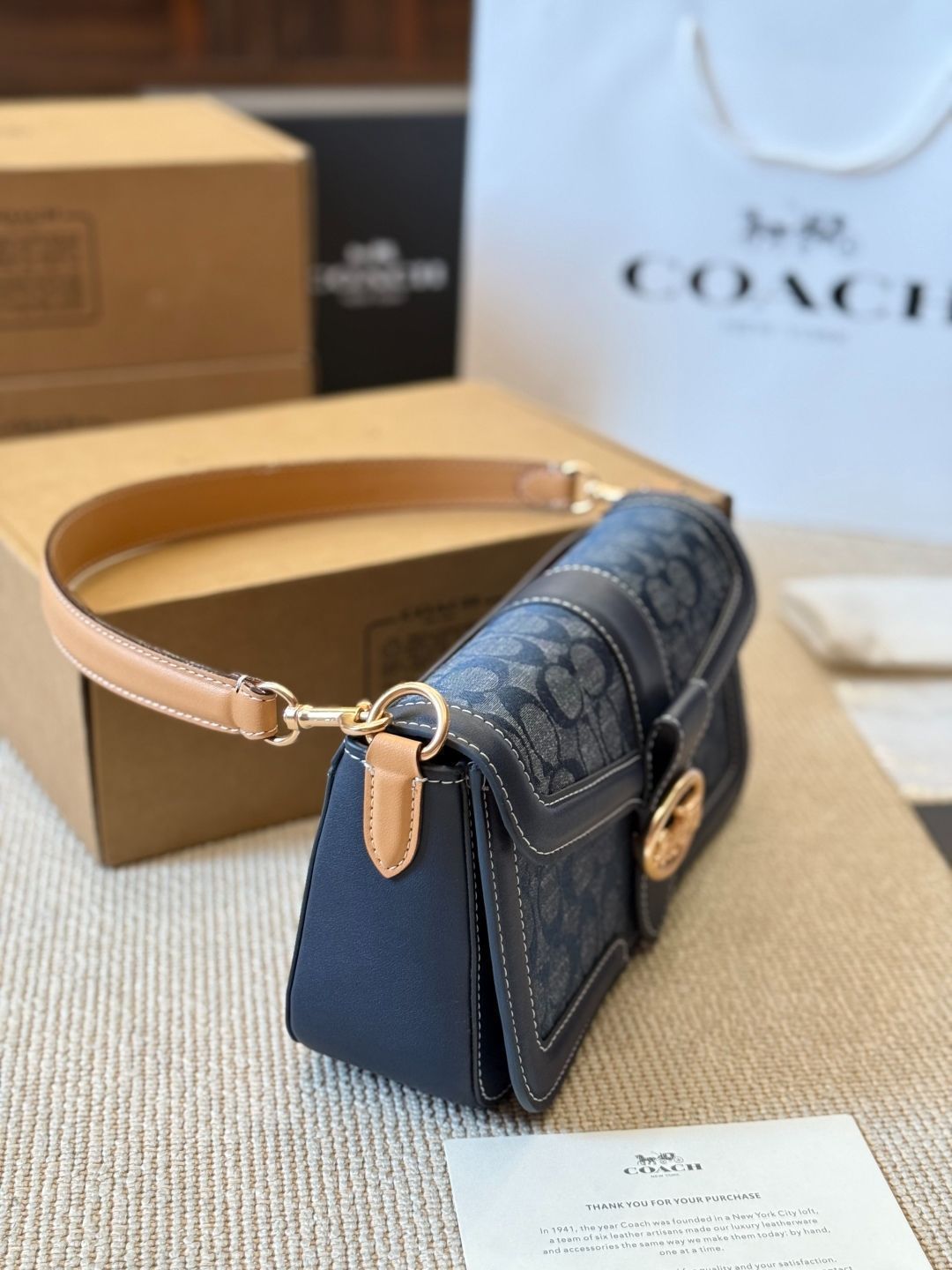 × 個性的なデザインと大容量