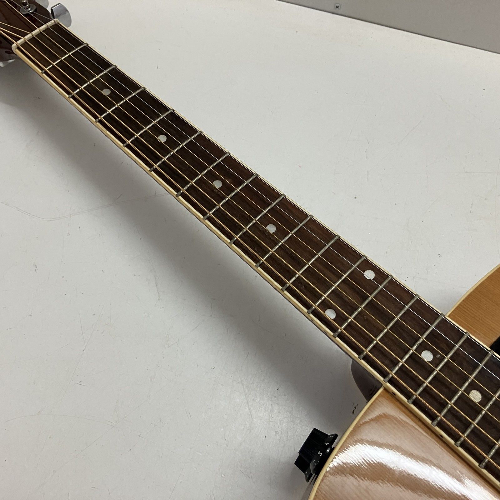 ジャンク品 ARIA Legend レジェンド ギター エ コギター 弦楽器 本体のみ LJ-15EN 現状品 2.1kg WWW_TRAVELLANDINDIA_COM