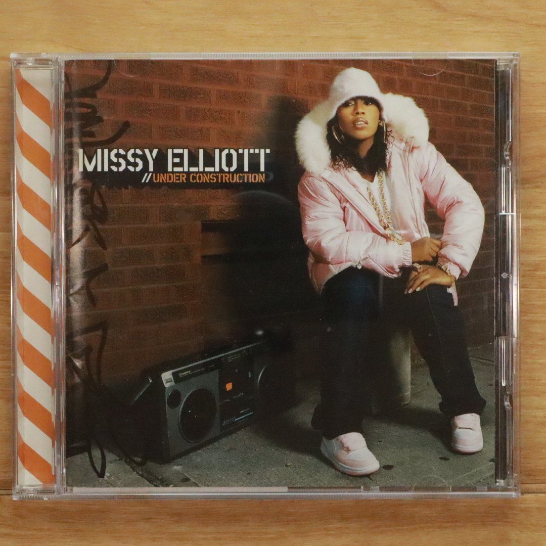 ミッシー・エリオット／アンダー・コンストラクション Amazon.com: Missy Elliott - Under Construction Exclusive