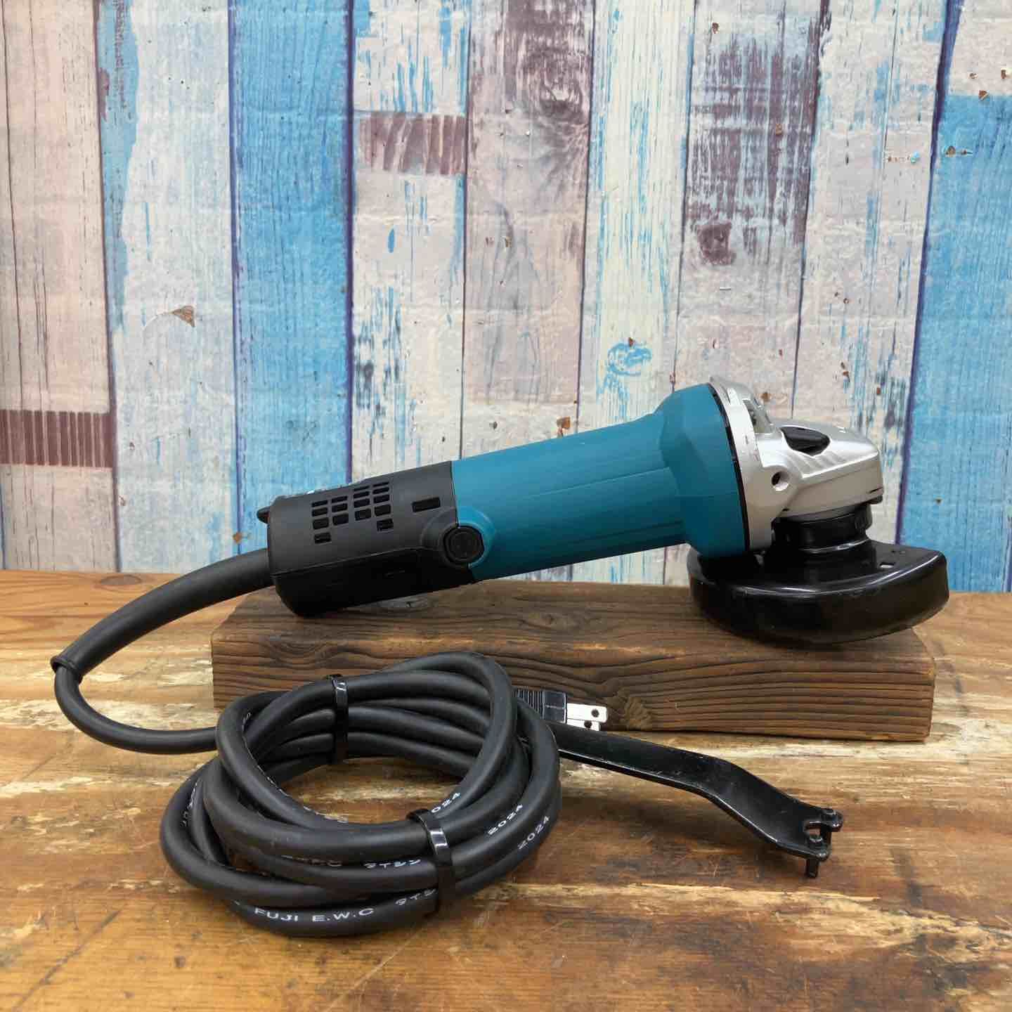 ☆マキタ(makita) 100mmディスクグラインダ 9533BL【柏店】 ☆マキタ(makita) 100mmディスクグラインダ 9533BL【柏店】