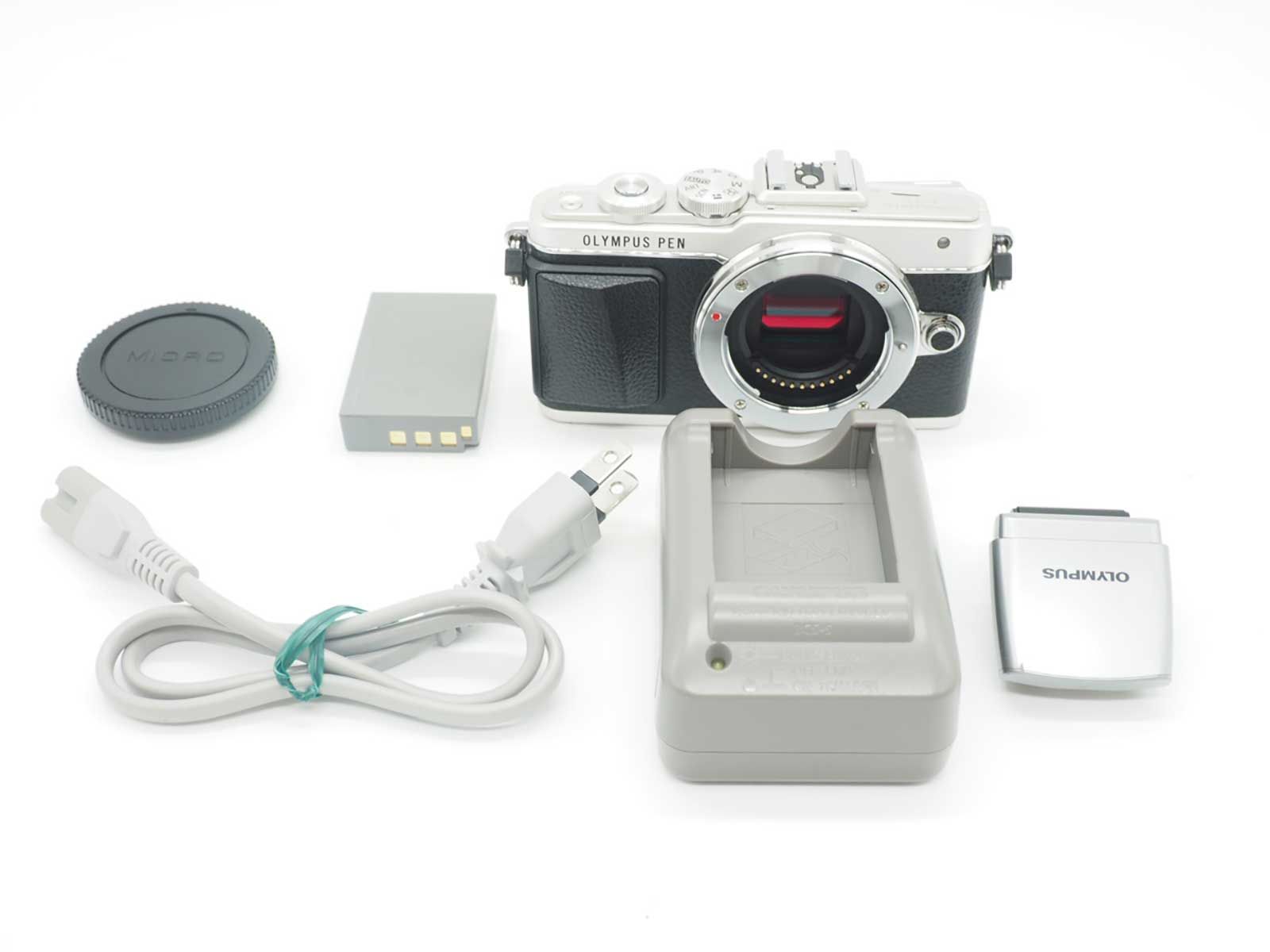 オリンパス Olympus Pen Lite E PL 7 16 0 MP Digital Camera Silver 7756 shots Z 5534 A