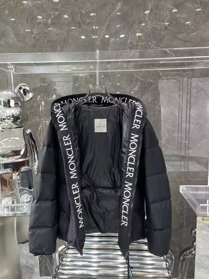 MONCLER モンクラー 新品未使用❗️ 新品 モンクレールダウンモンクラー｜本日限定特価｜新品未使用
