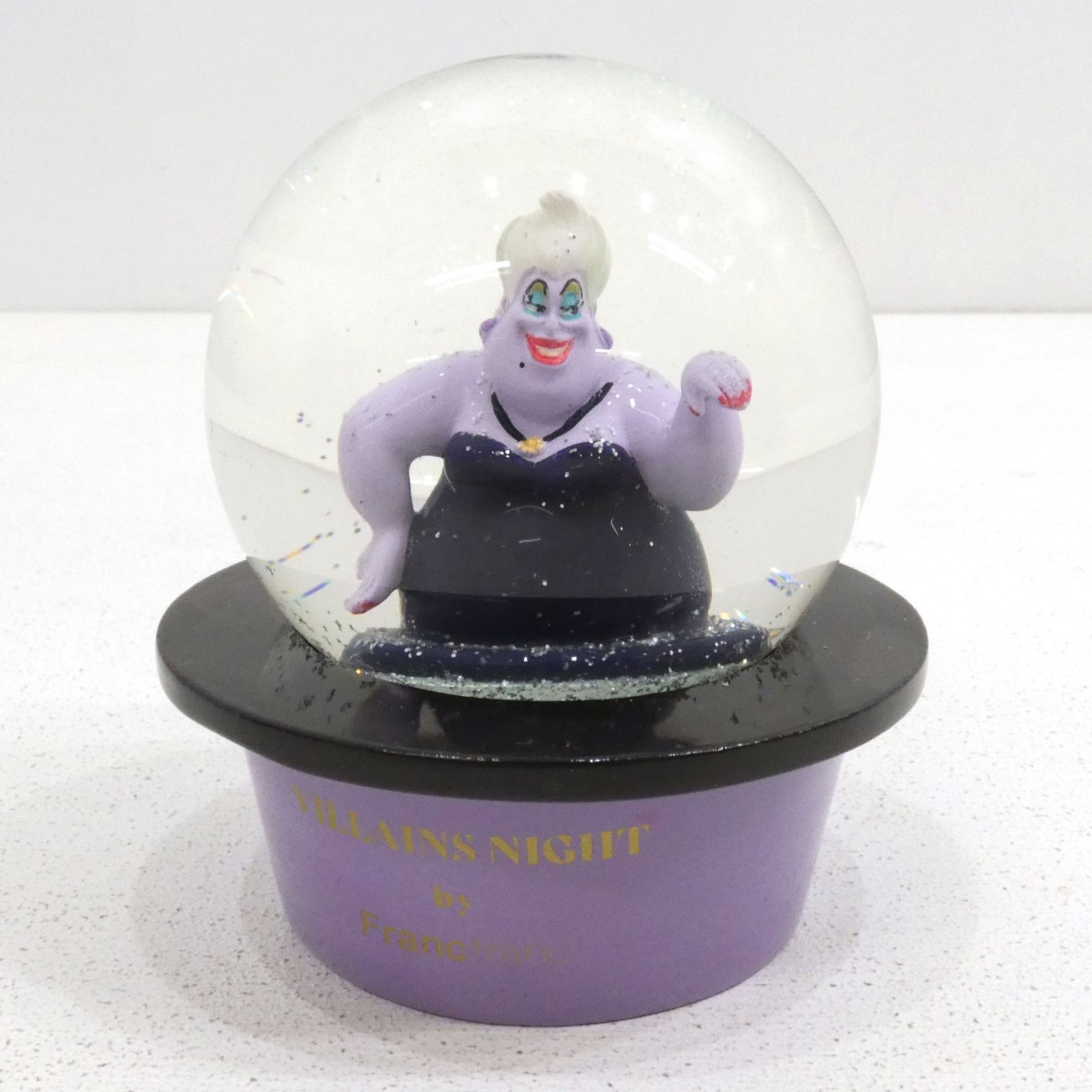 送料込み！ディズニー スクルージマクダック スノーグローブ 送料込み