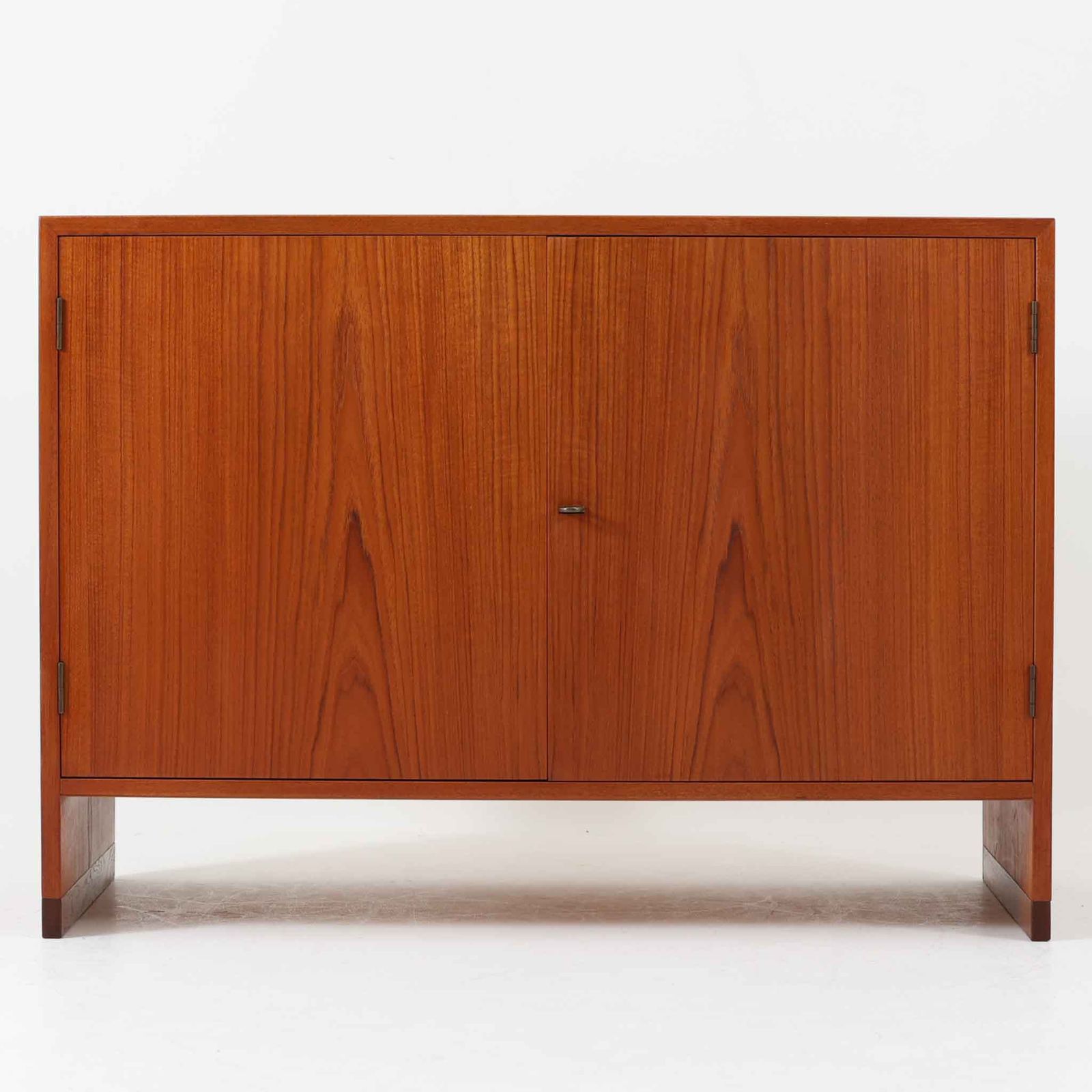 Hans J.Wegner キャビネット チーク材 幅100cm RY Mobler ハンス J ウェグナー デンマーク製|DK18024
