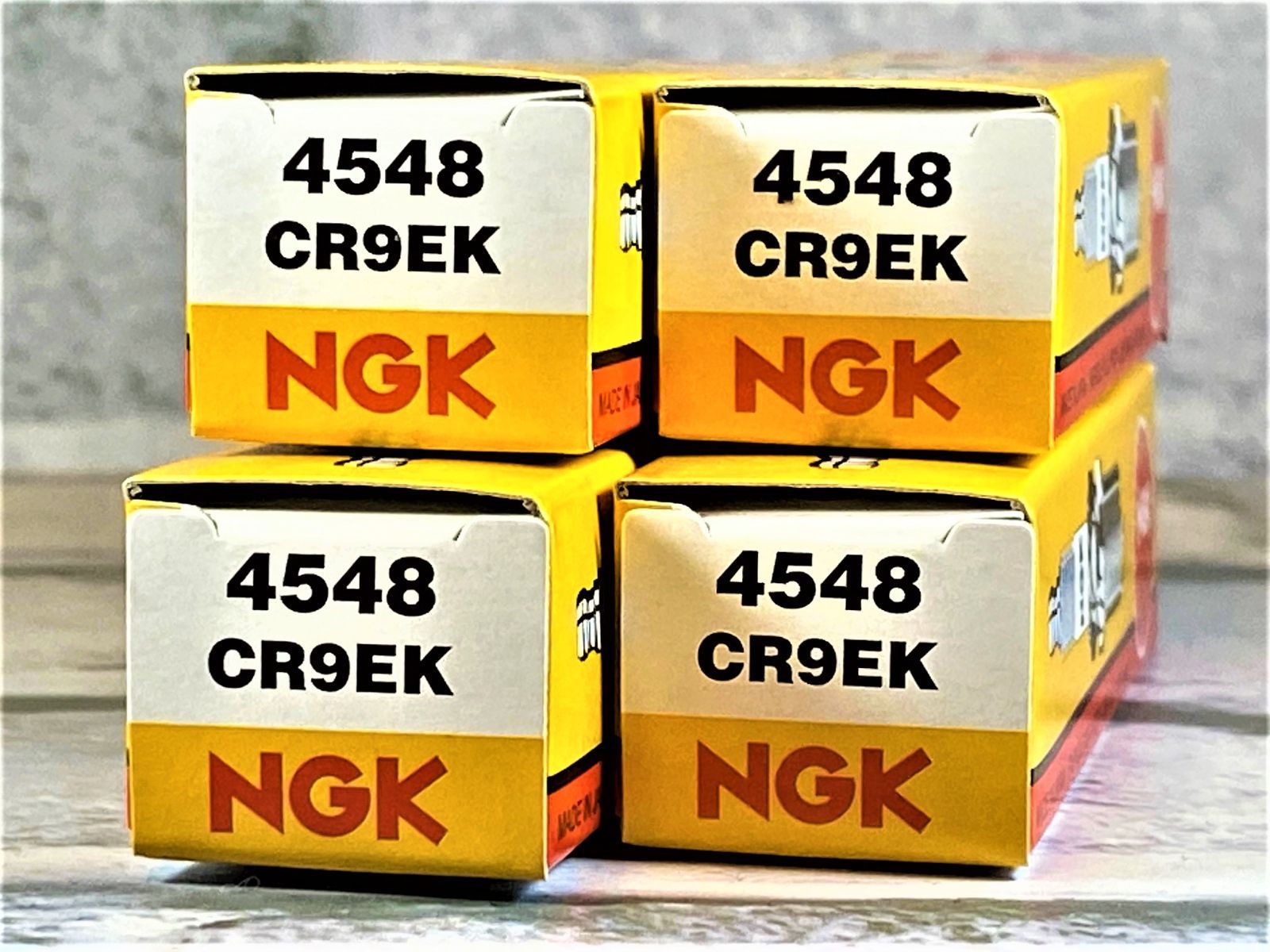 NGK CR9EK 4本 ZRX1200ダエグ ZRT20D