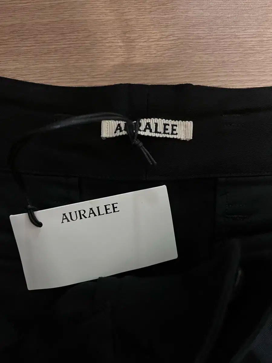 SUPER FINE WOOL COTTON TWILL SLACKS 黒 4 AURALEE(オーラリー