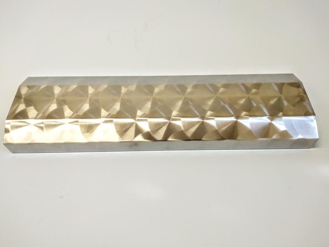トラック用 アンドンケース 簡易型 ウロコステン 350×100×30ｍｍ