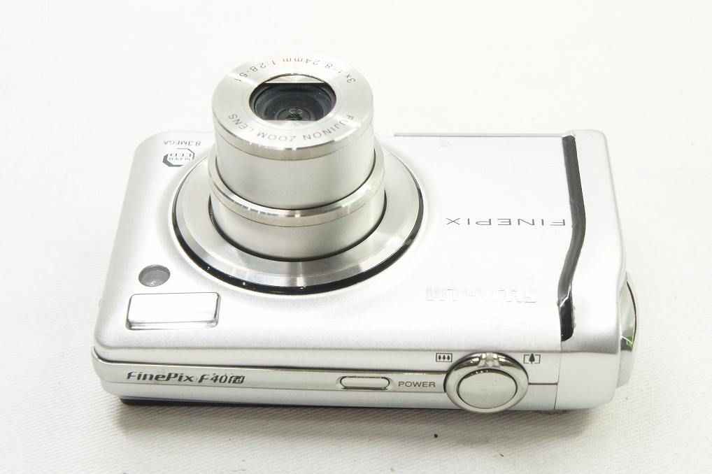 FUJIFILM フジフィルム FinePix F40fd コンパクトデジタルカメラ