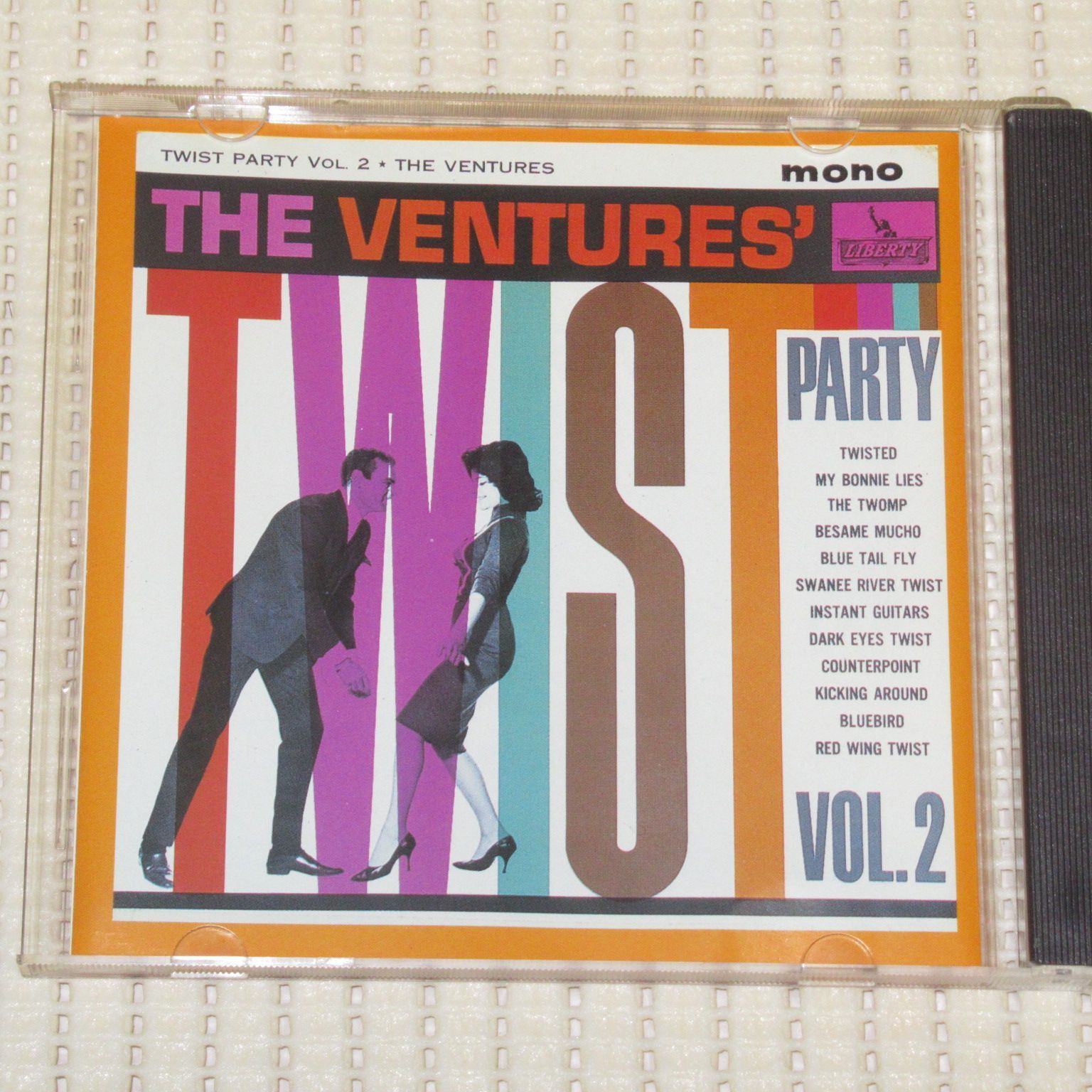 CD THE VENTURES TWIST WITH THE VENTURES / TWIST PARTY VOL. 2