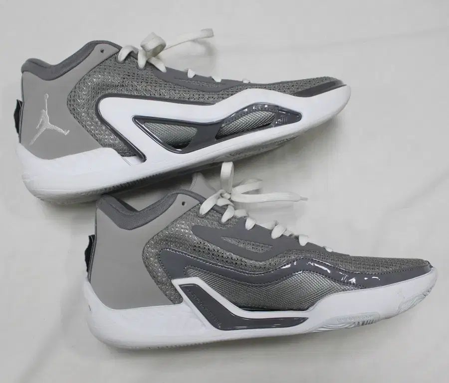 NIKE ナイキ