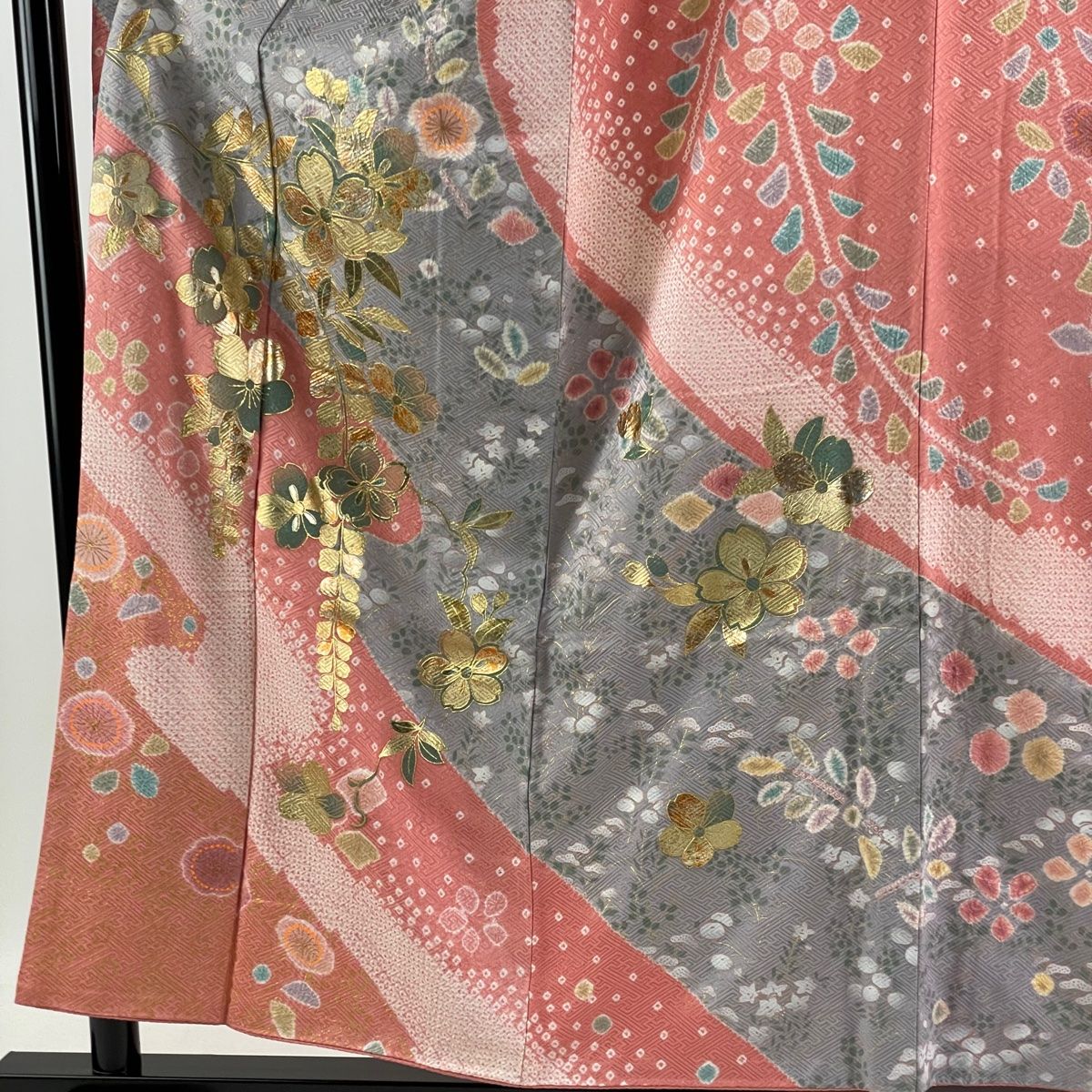 振袖 名品 桜 梅 金銀彩 絞り サーモンピンク 袷 身丈154cm 裄丈62cm S