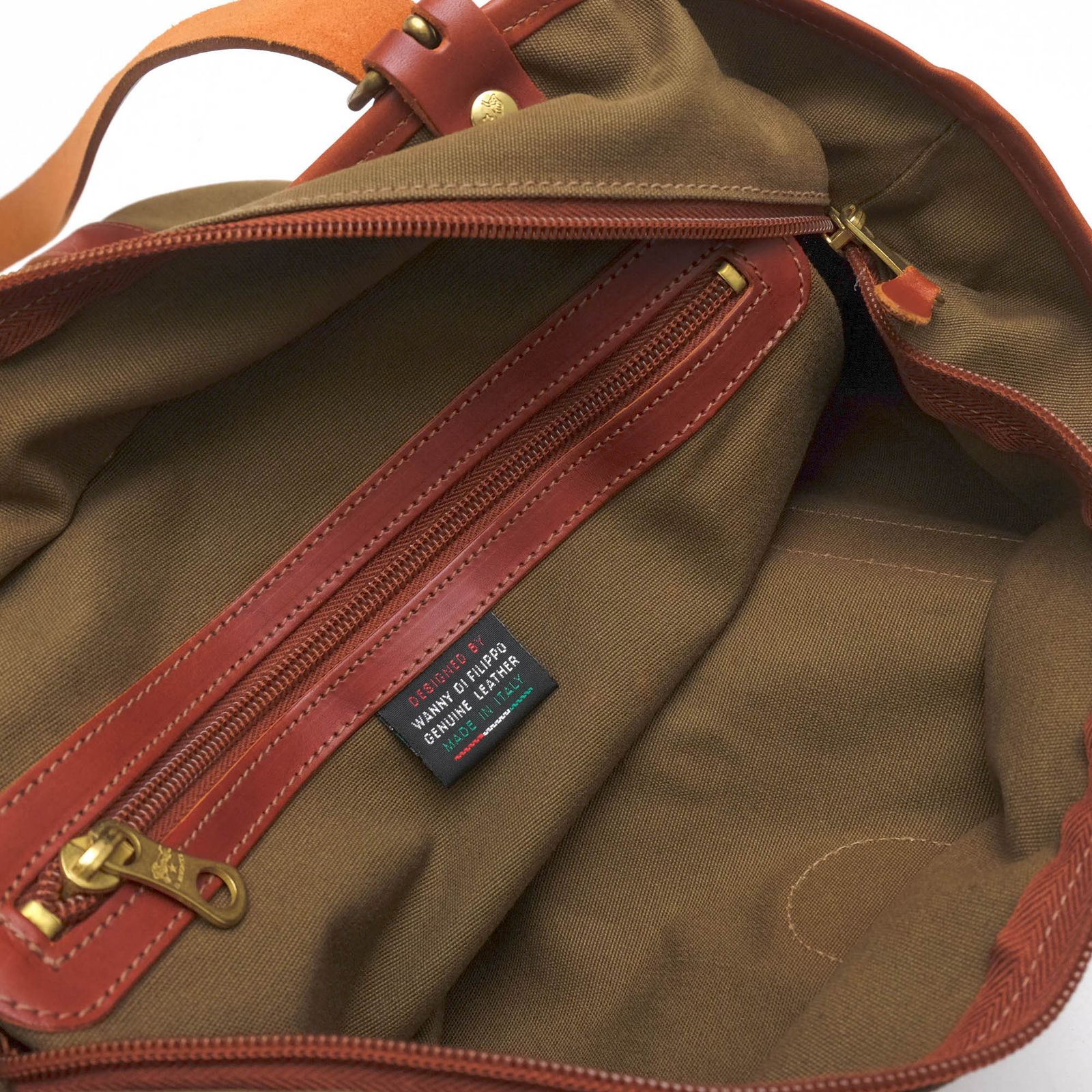 イルビゾンテ ショルダーバッグ ダークブラウン シボ革 ユニセックス