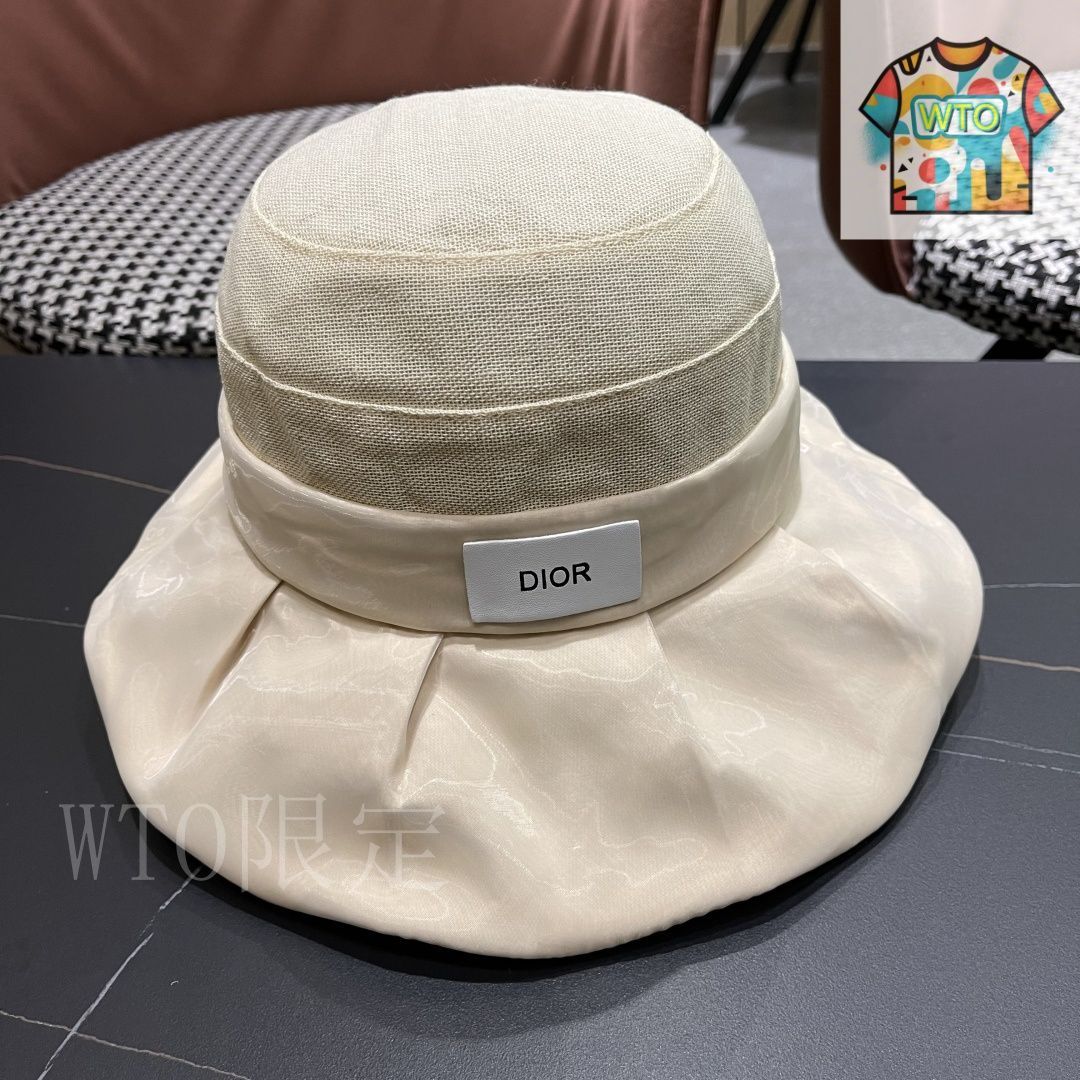 Dior☆VIP☆テディD リバーシブル フィッシャーマンハット Christian Dior（ハット）のフリマアイテム一覧