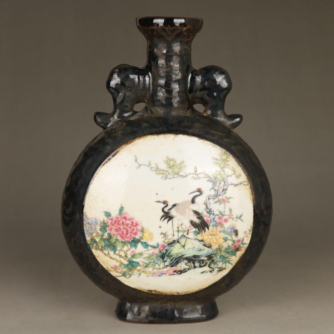 烏金釉象耳扁瓶 陶磁器 現代工芸品 美術品 装飾品 置物 烏金釉象耳扁瓶 陶磁器 現代工芸品 美術品 装飾品 置物 - メルカリ