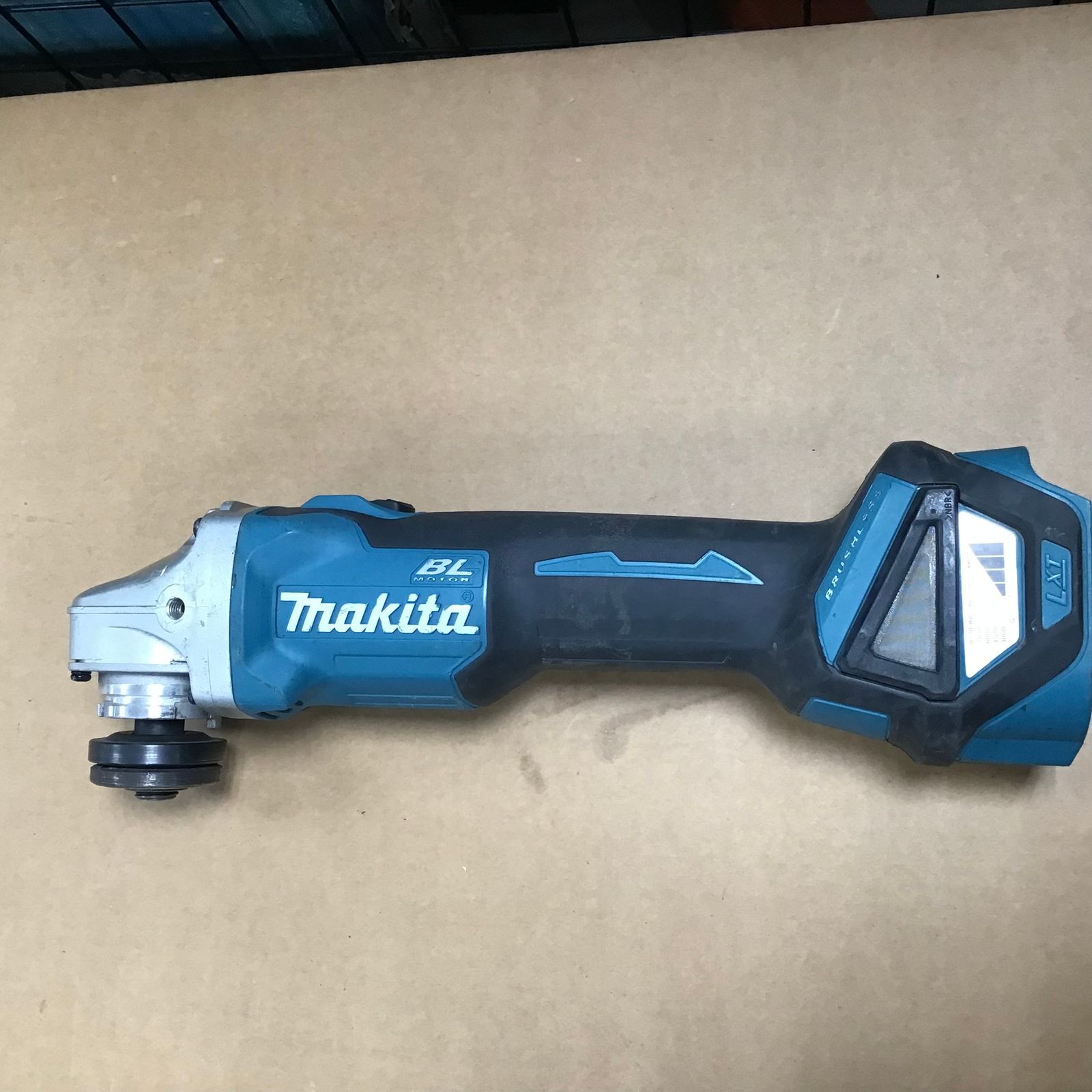 ☆マキタ(makita) 125mmコードレスディスクグラインダ GA512DZ【草加店