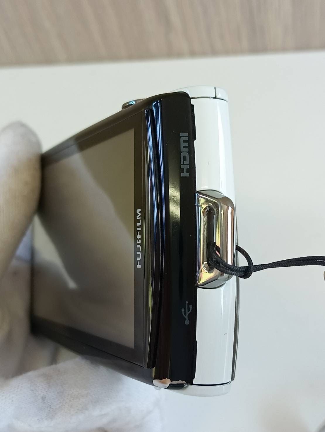 中古品】 FUJIFILM富士フイルム FinePix Z1000EXR コンパクト