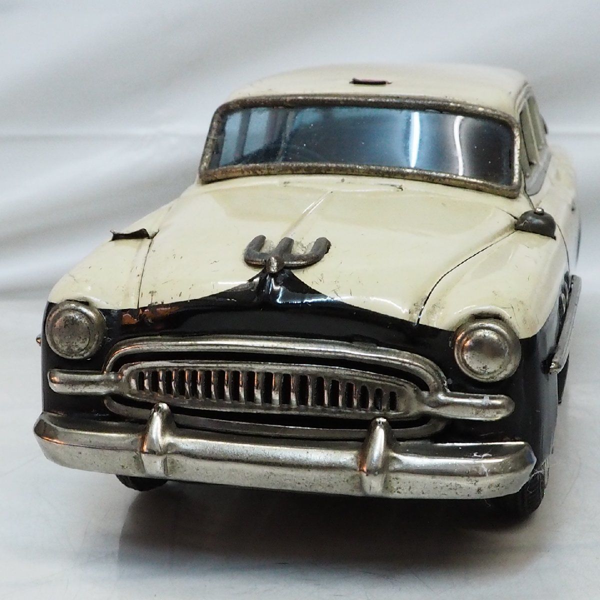 萬代屋【TOYOPET CROWN初代トヨペット クラウン警視庁パトカー欠品有】ブリキtin toy car自動車ミニカーBC BANDAI赤箱バンダイ 【箱無】0364 - メルカリ