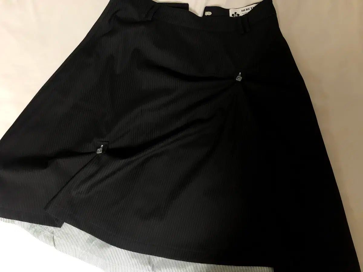 FLARED SKIRT