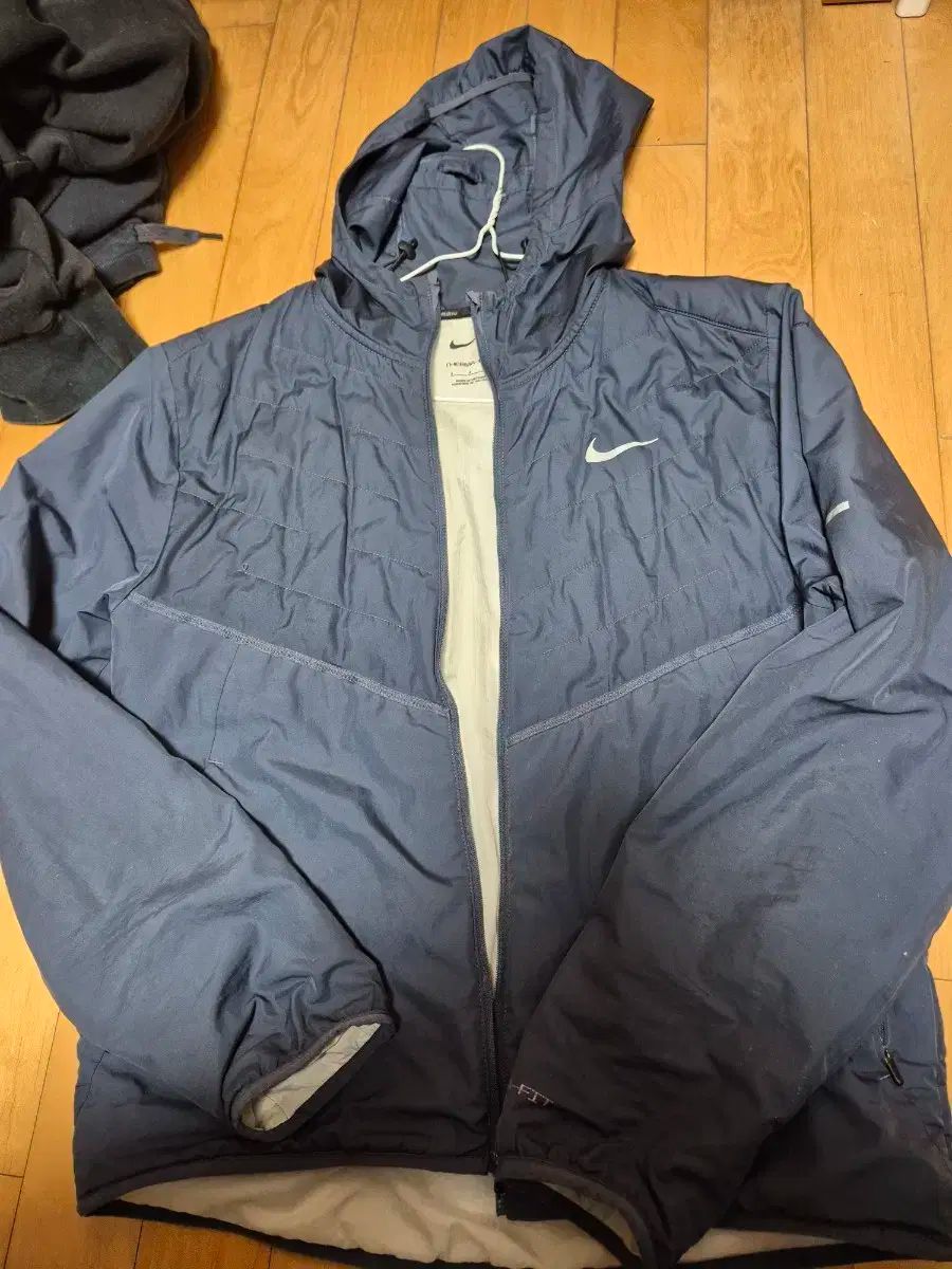 Nike(ナイキ） ジャケット