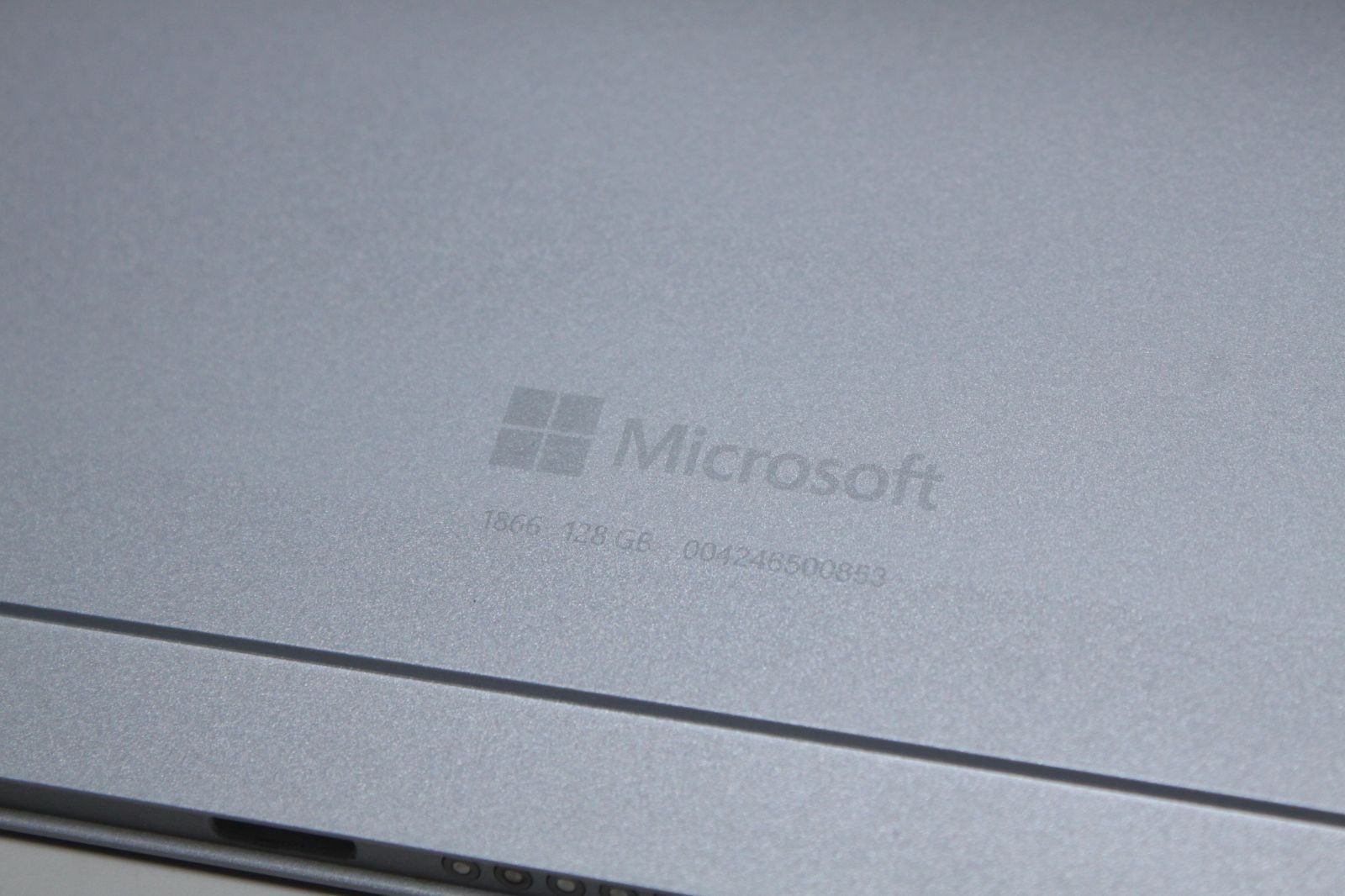 Surface Pro 7/intel Core i5/128GB/メモリ8GB ⑤ タブレット