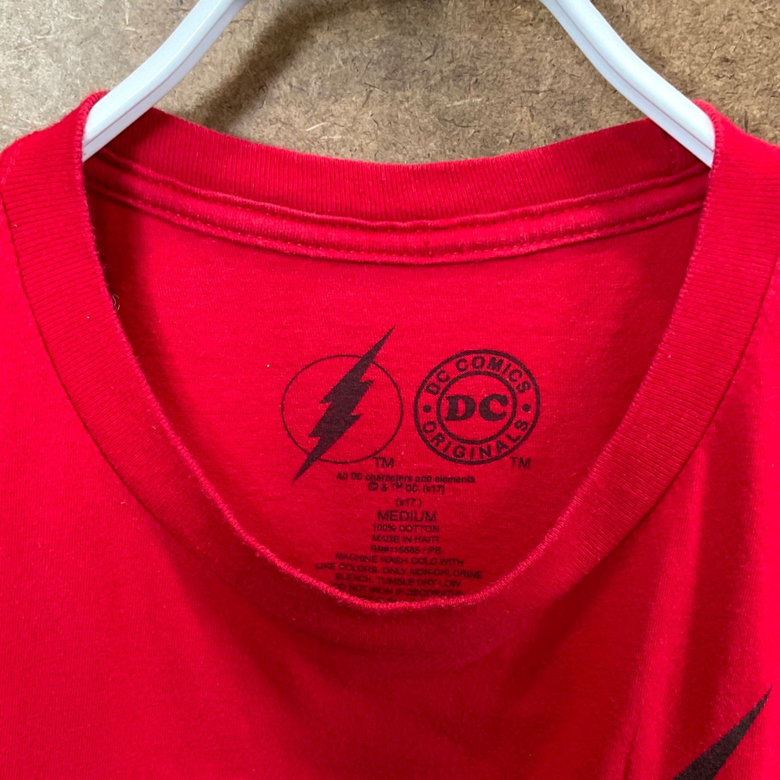 US古着 フラッシュ 稲妻ロゴプリント アメコミヒーロー 半袖tシャツ赤M 