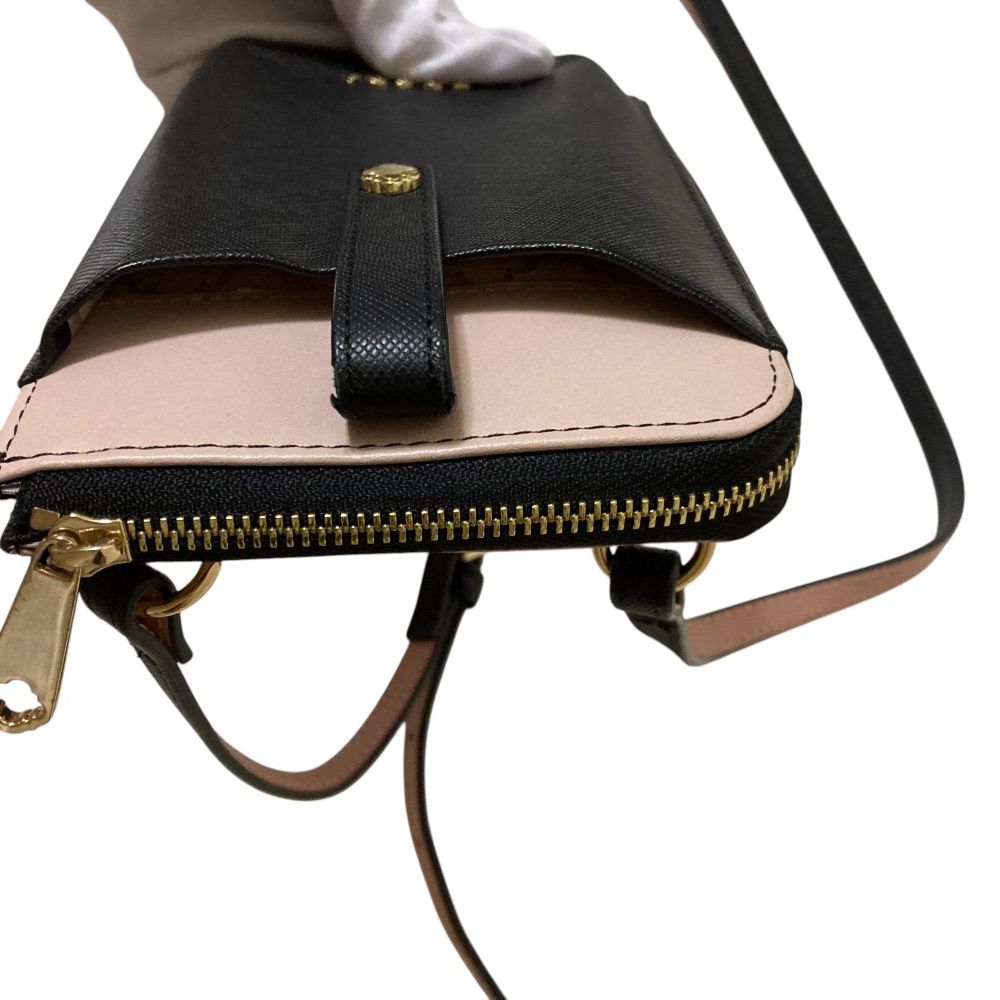 美品 TOCCA トッカ PETALRIM MULTIBAG マルチバッグ スマホ