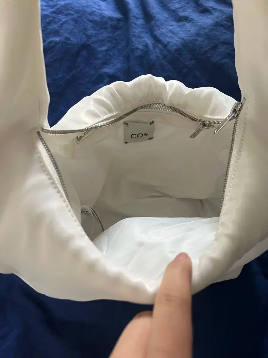 cos バッグ