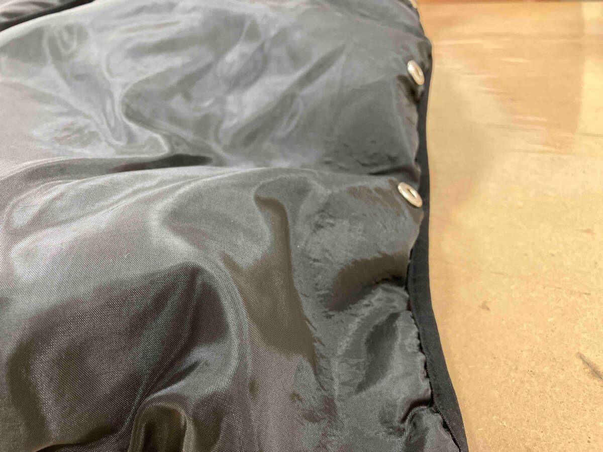 デザインダウンベスト