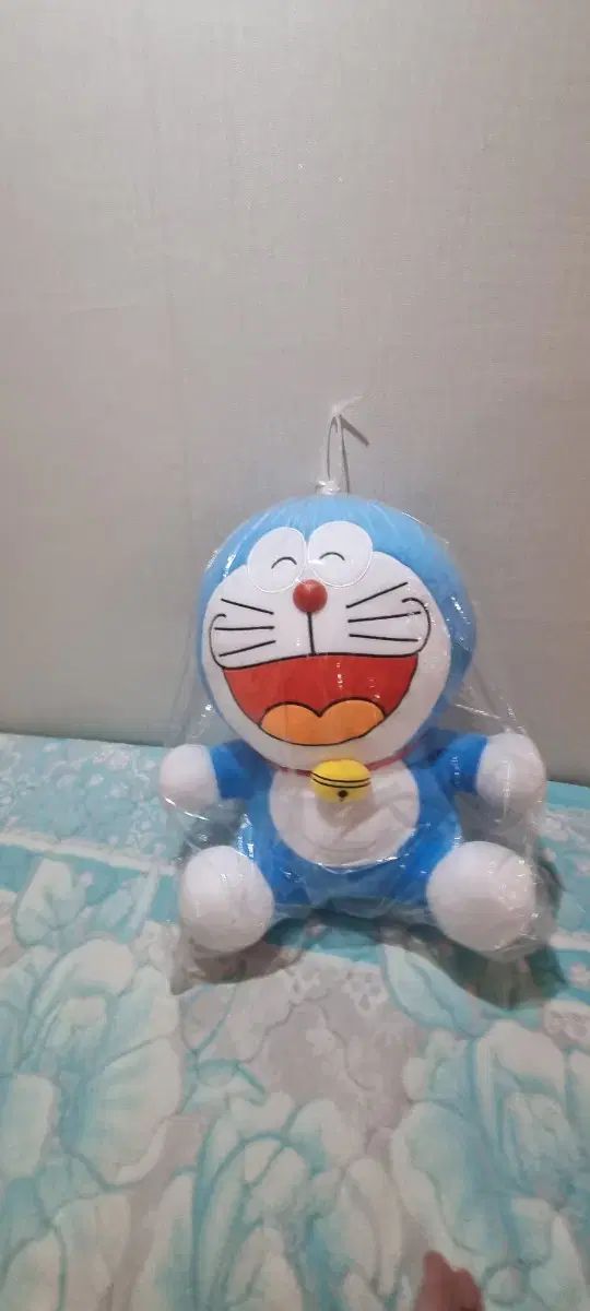 【SALE，大得価】 ドラえもん 中～大 人形 40cm その他