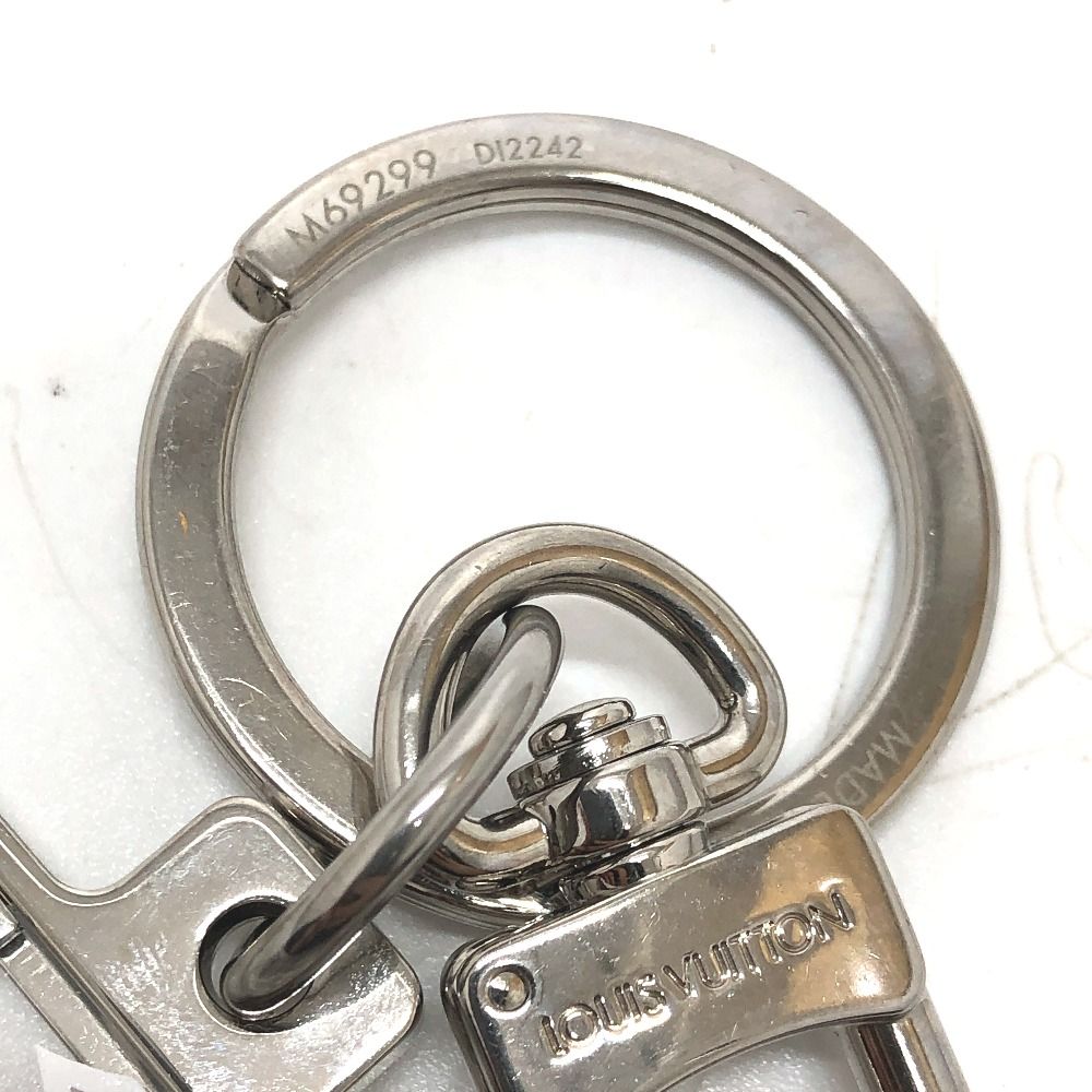 LOUIS VUITTON ルイヴィトン バッグチャーム キーホルダー・LV