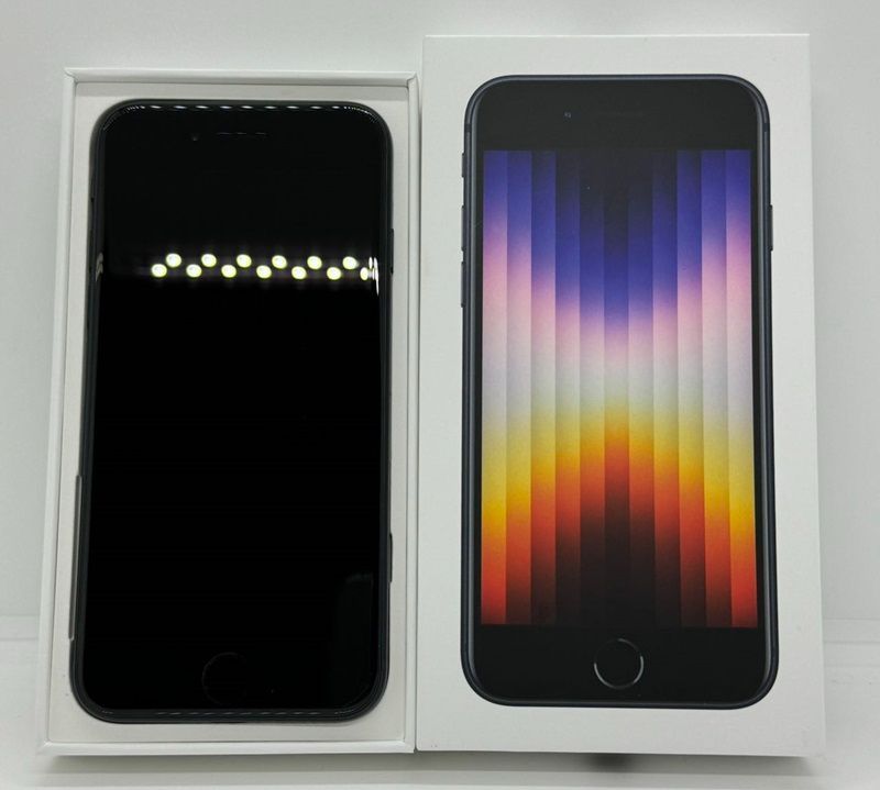 [中古 Aランク] iPhone SE 第3世代 64GB ミッドナイト MMYC3J/A