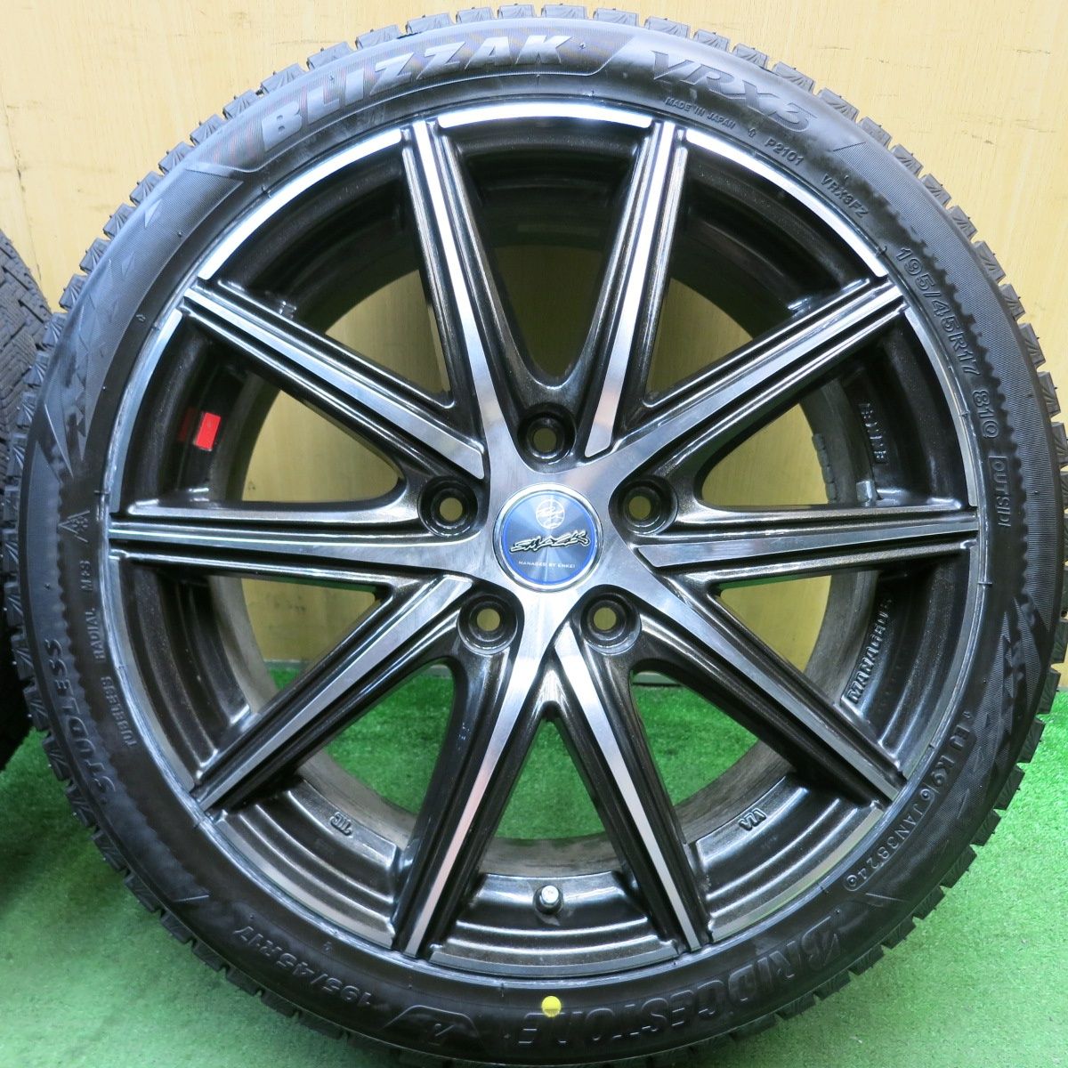 超バリ溝 24年 ほぼ10分 スタッドレス 195 45R17 ブリヂストン ブリザック VRX3 SMACK ENKEI スマック エンケイ 17インチ PCD114.3 5H 5090406HAス