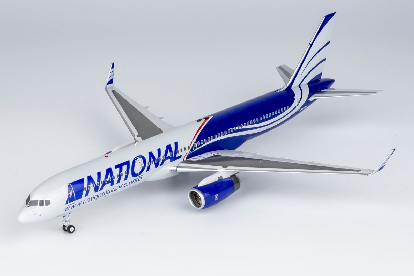 ナショナルエアラインズ 757-200