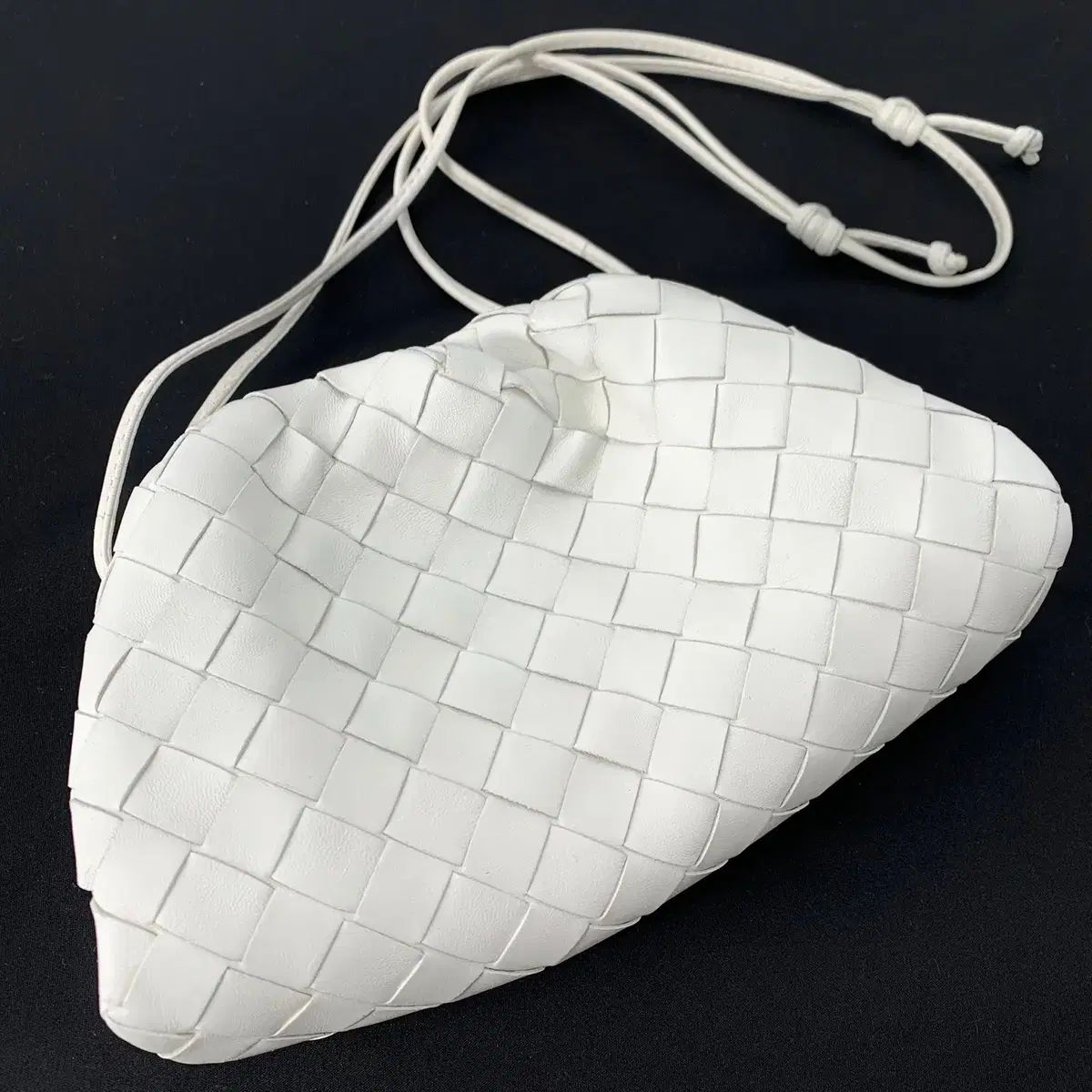 Bottega Veneta ボッテガヴェネタ イントレチャート ミニ クロスバッグ マンドゥバッグ ギャザーバッグ