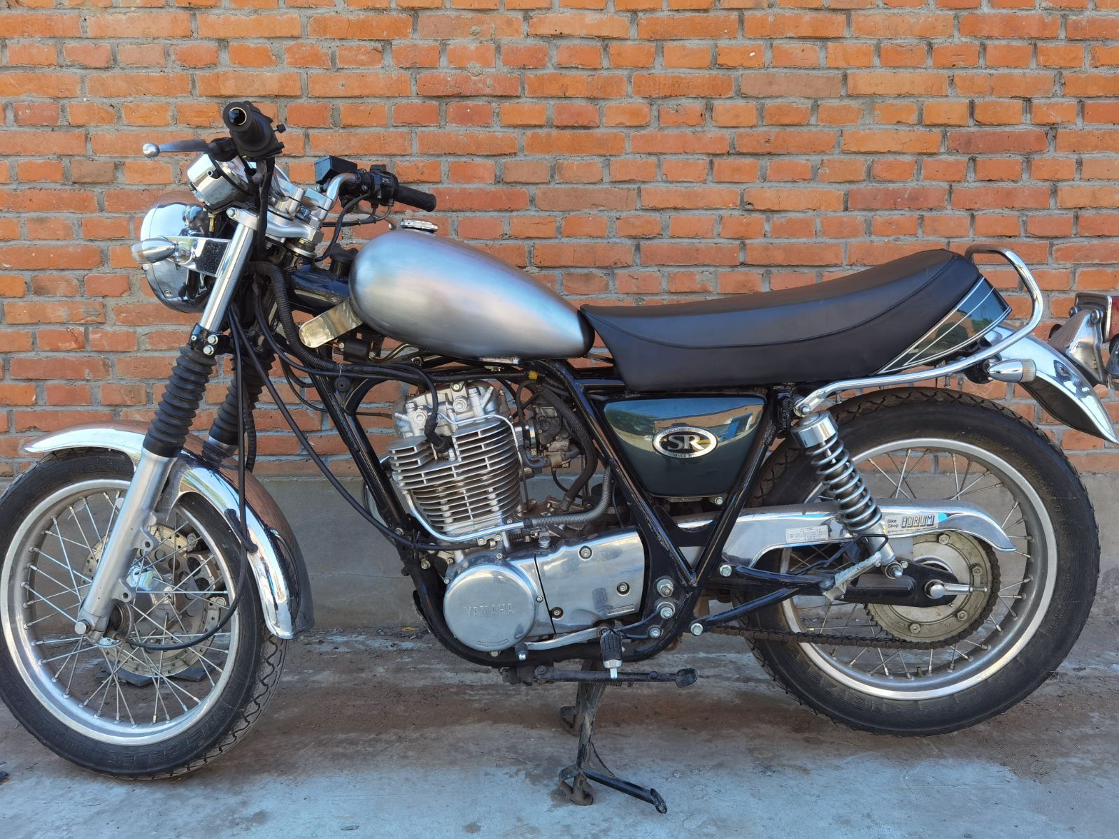 T-98 8L YAMAHA ヤマハ SR400&SR500用 マスタングタンク T-98 8L YAMAHA ヤマハ SR400&SR500用 マスタングタンク