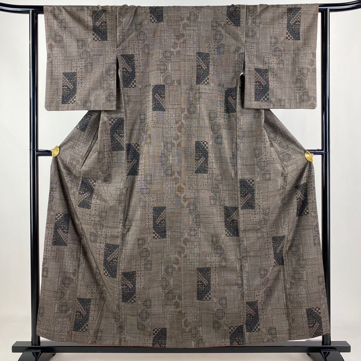 在庫一掃】 大島紬 身丈158cm 裄丈62.5cm S 袷 純泥染 やまと 証紙  