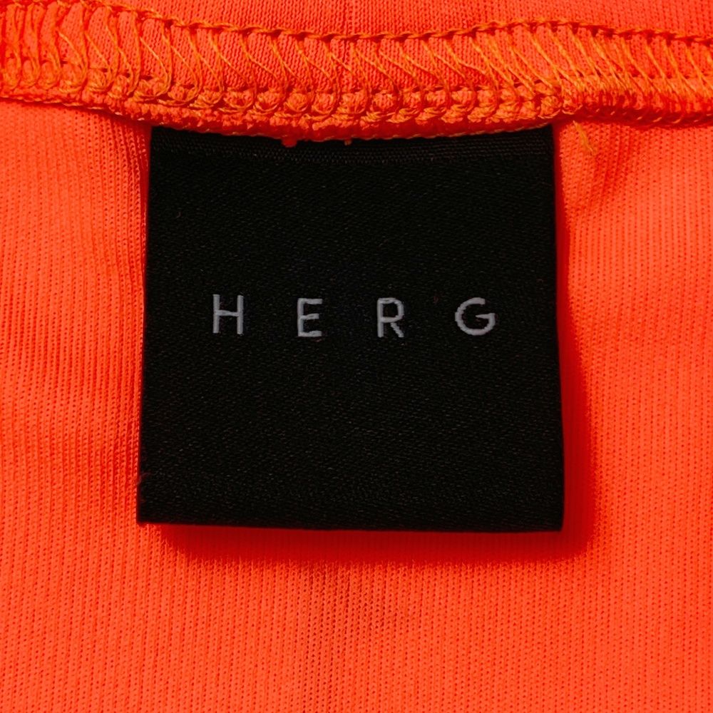 サイズ：S HERG1 エルグワン ハイネック 長袖Tシャツ オレンジ系