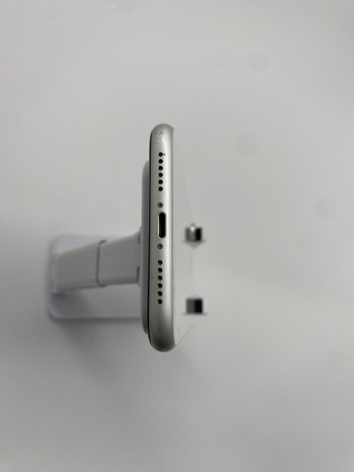 ジャンク品】ソフトバンク（SIMロック解除） iPhoneXR 128GB ホワイト 人気