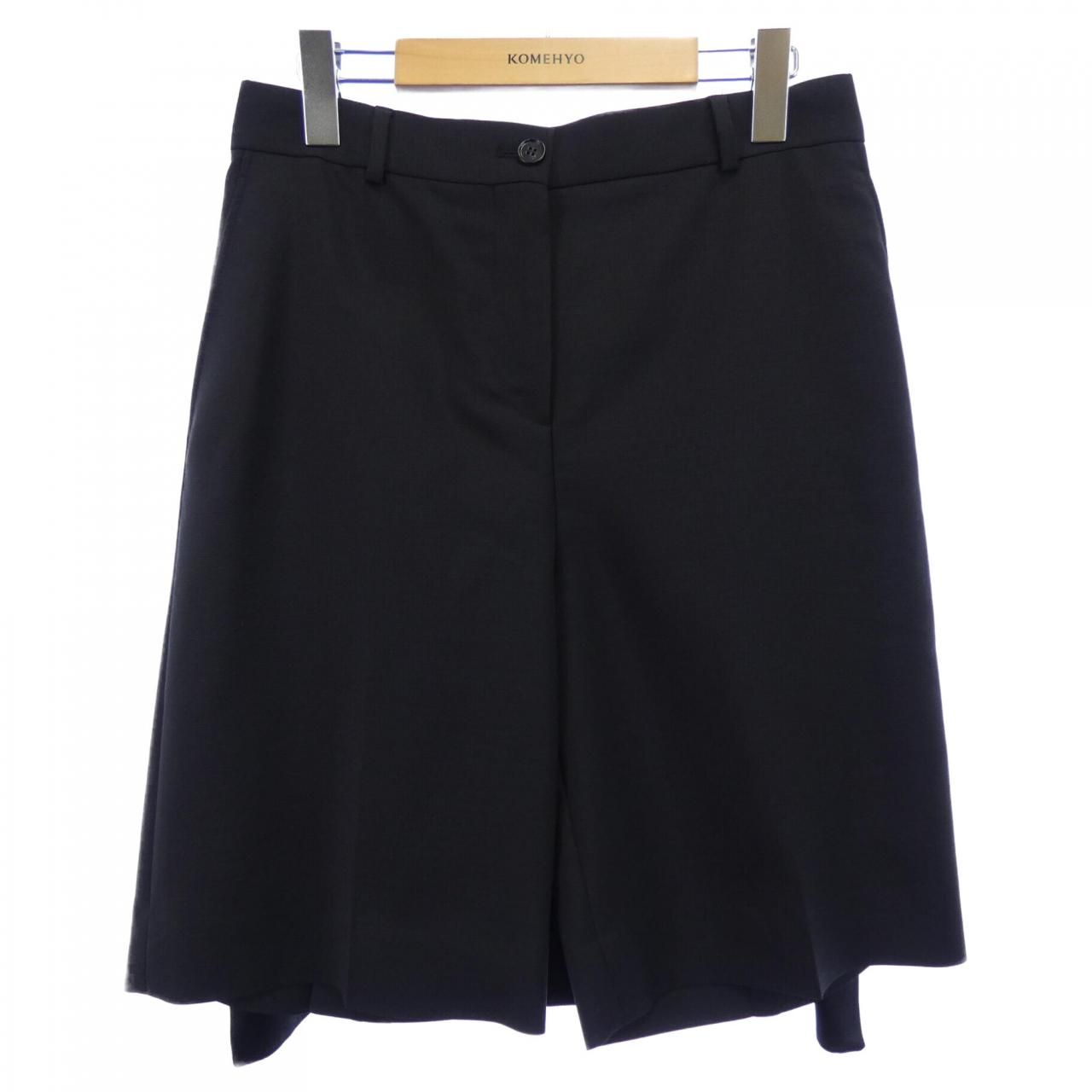 バーバリー BURBERRY ショートパンツ