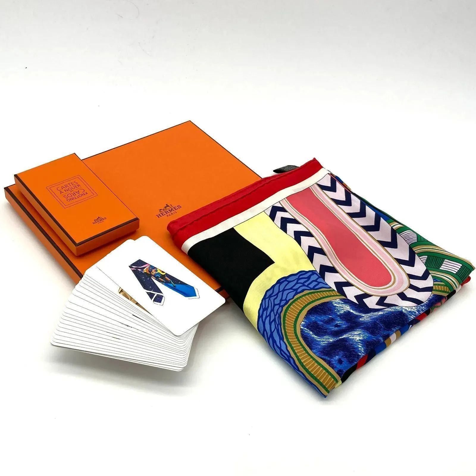 ▽エルメス/Hermès カレ90 空想の鞍 スカーフ - メルカリ