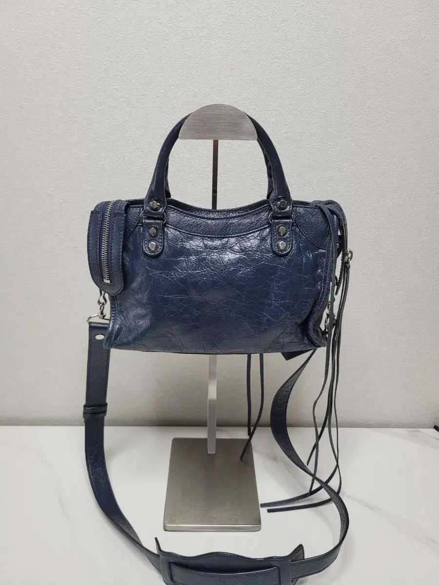 本物 バレンシアガ ミニ シティ モーターサイクルバッグ ネイビー